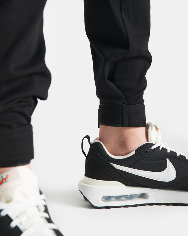 Joggery SJG STOSHADE Czarne